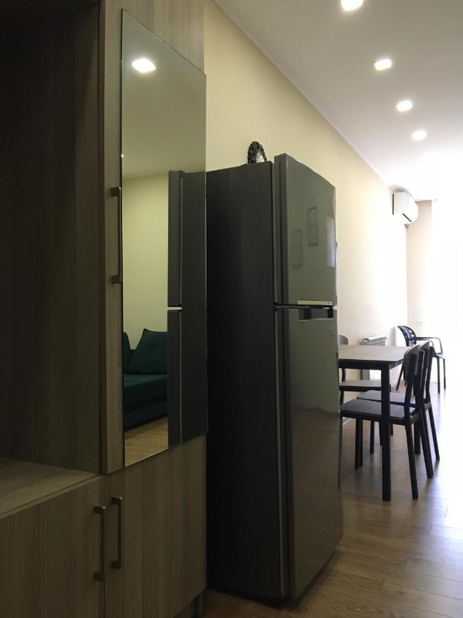 Cosy Apartment Near The Sea Batumi Exterior foto