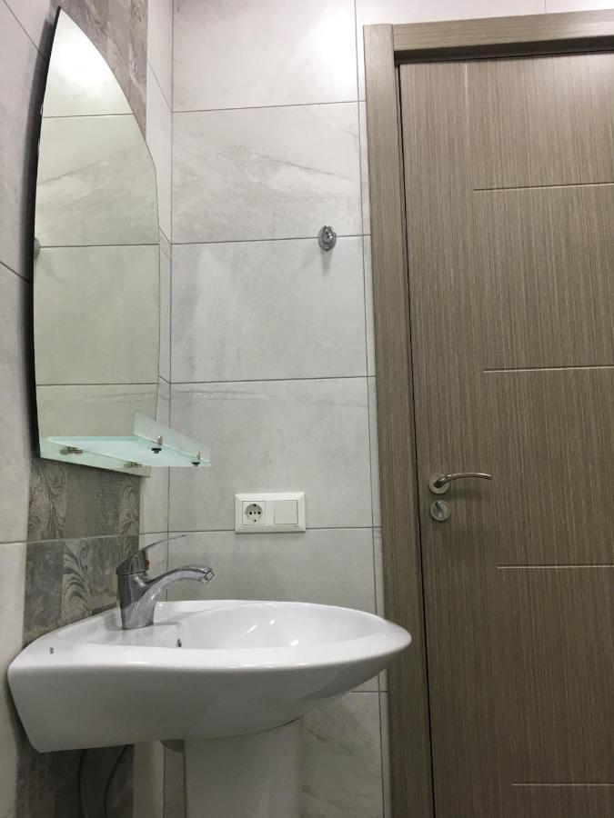 Cosy Apartment Near The Sea Batumi Exterior foto